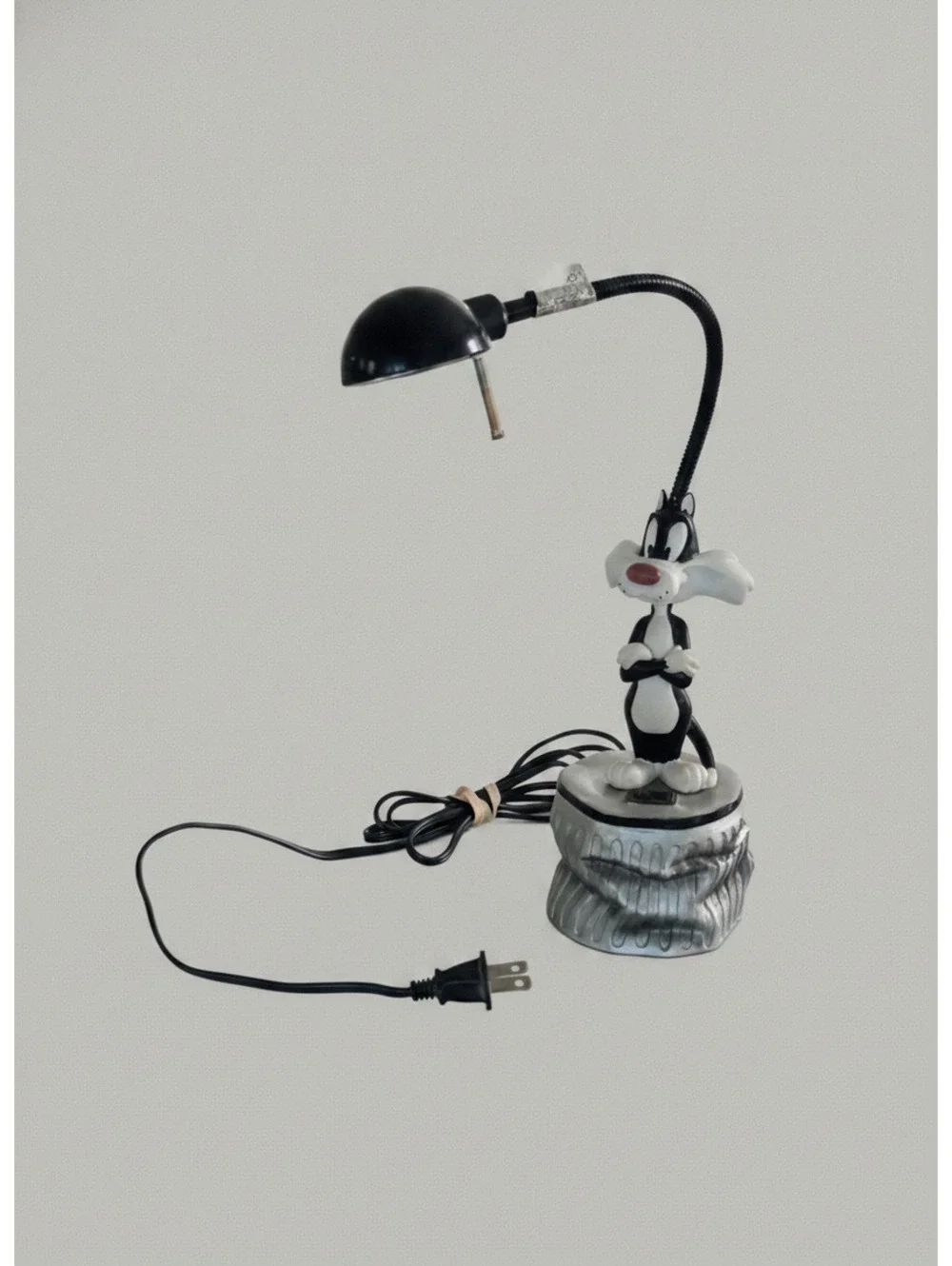 1996 Warner Bros Sylvester Cat Desk Lamp